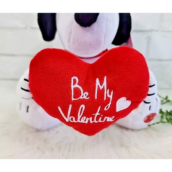 Valentines Day‎ Snoopy Peanuts Be My Valentine Plush Dancing Animated CVS - Picture 4 of 12